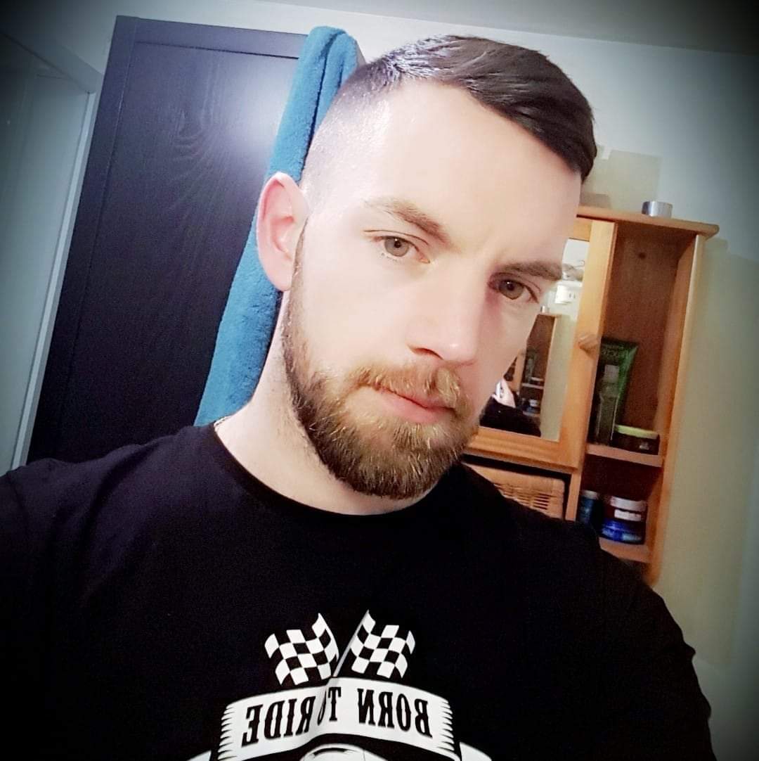 Profil de Cheikhna, 35 ans, Trans à Ernzen