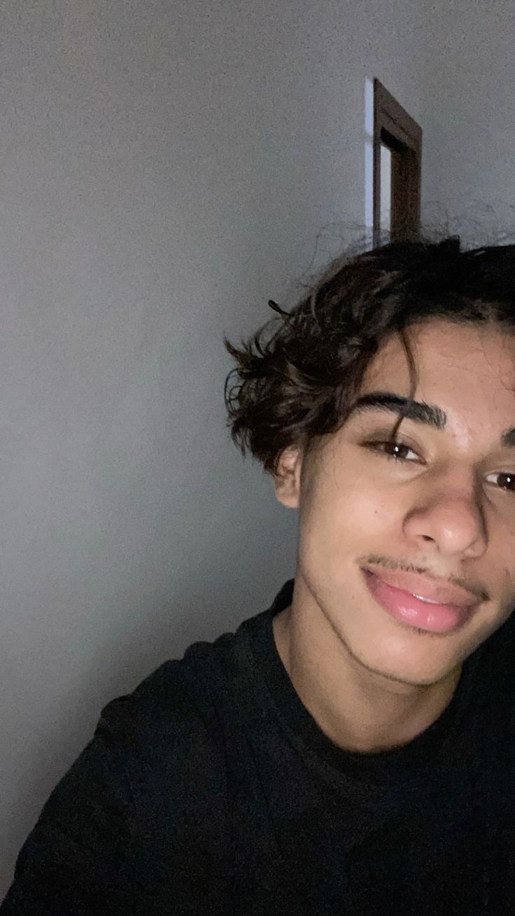 Profil de Yossi, 19 ans, Trans à Lannen